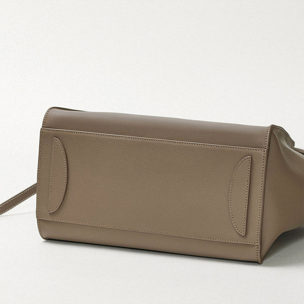 Luxurious Elegant Tote Bag