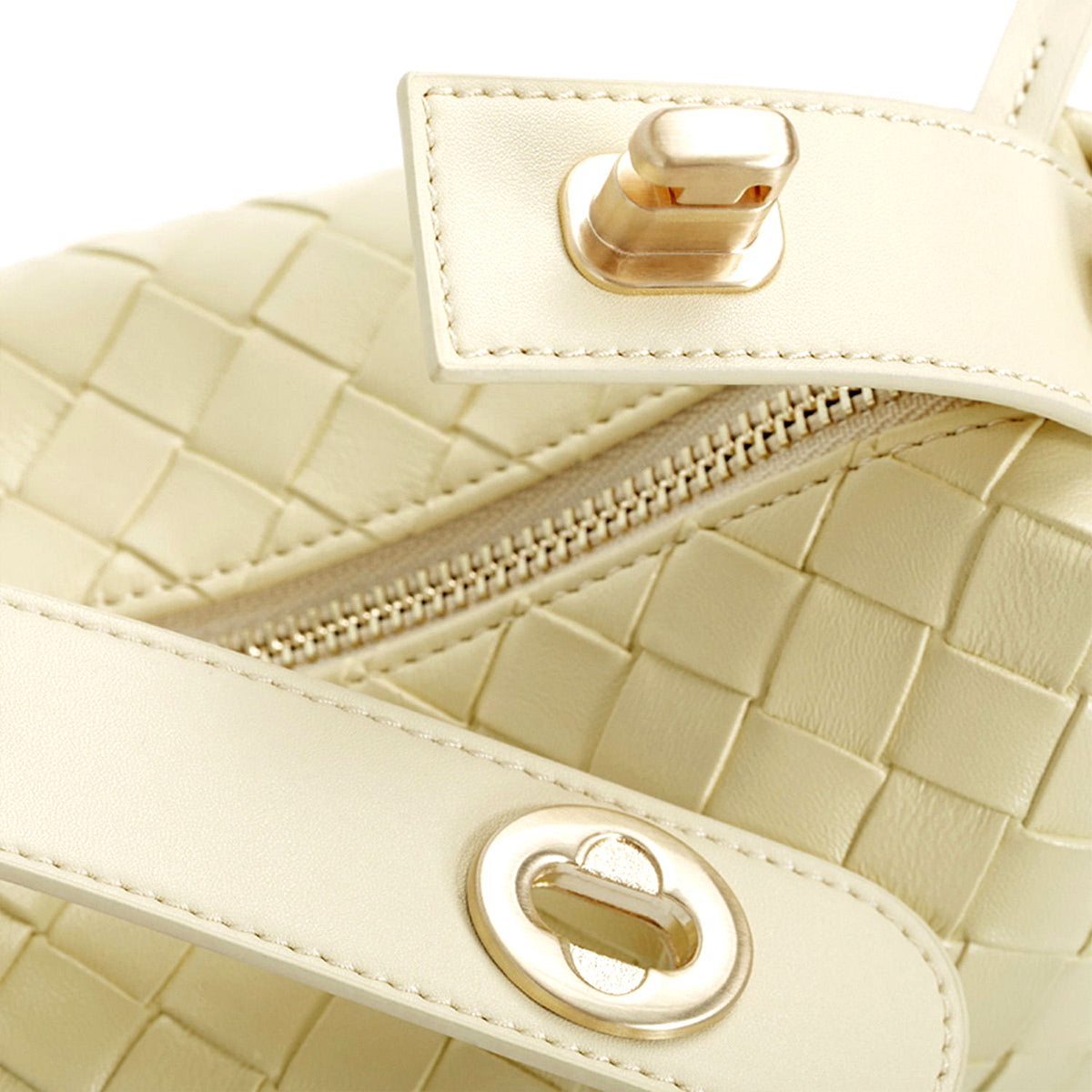 Trendy Chain Crossbody Bag