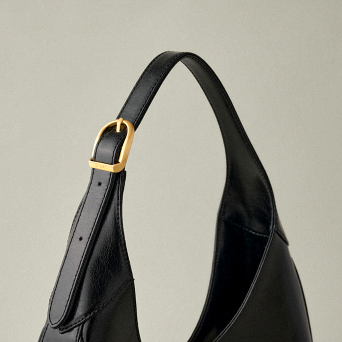 Vintage Underarm Wanderer Bag